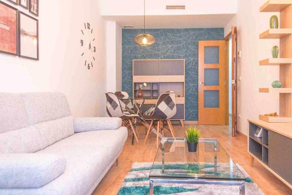 Apartment Central House كاستيون ذي لا بلاند المظهر الخارجي الصورة