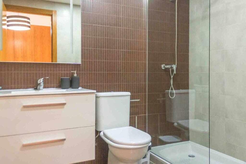 Apartment Central House كاستيون ذي لا بلاند المظهر الخارجي الصورة