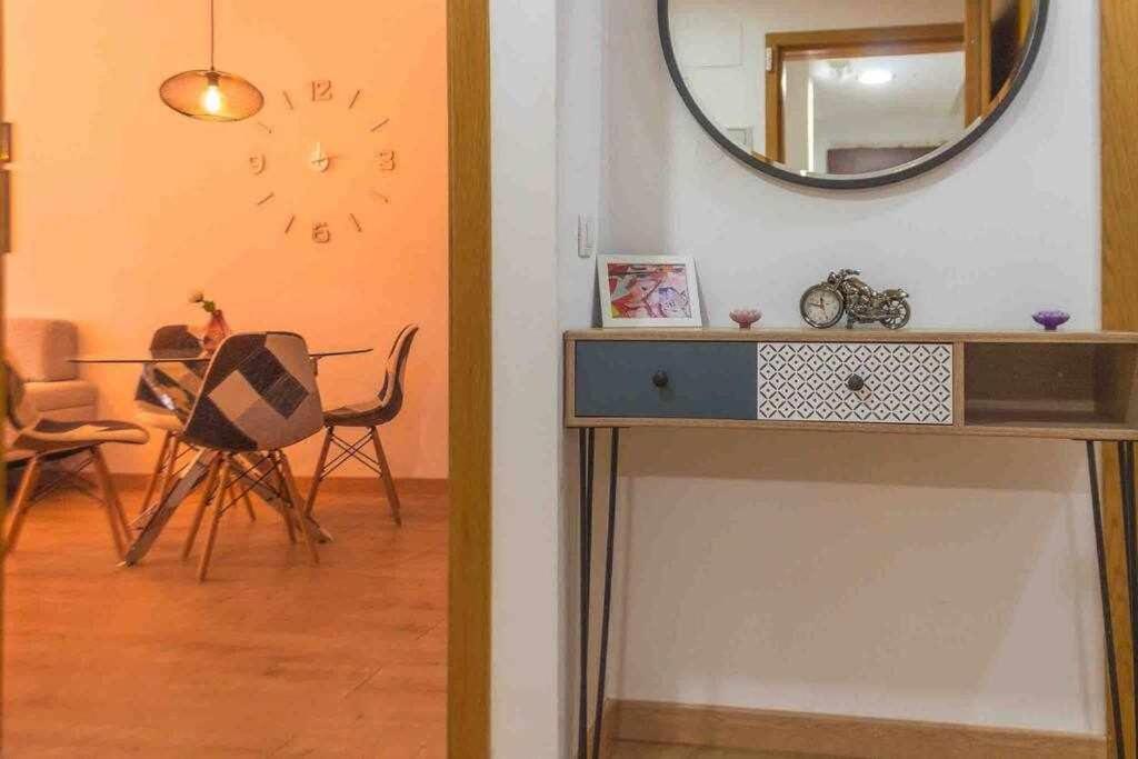 Apartment Central House كاستيون ذي لا بلاند المظهر الخارجي الصورة