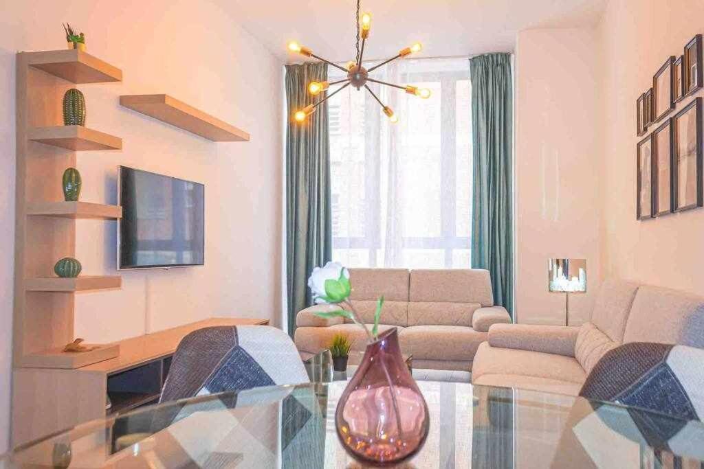 Apartment Central House كاستيون ذي لا بلاند المظهر الخارجي الصورة